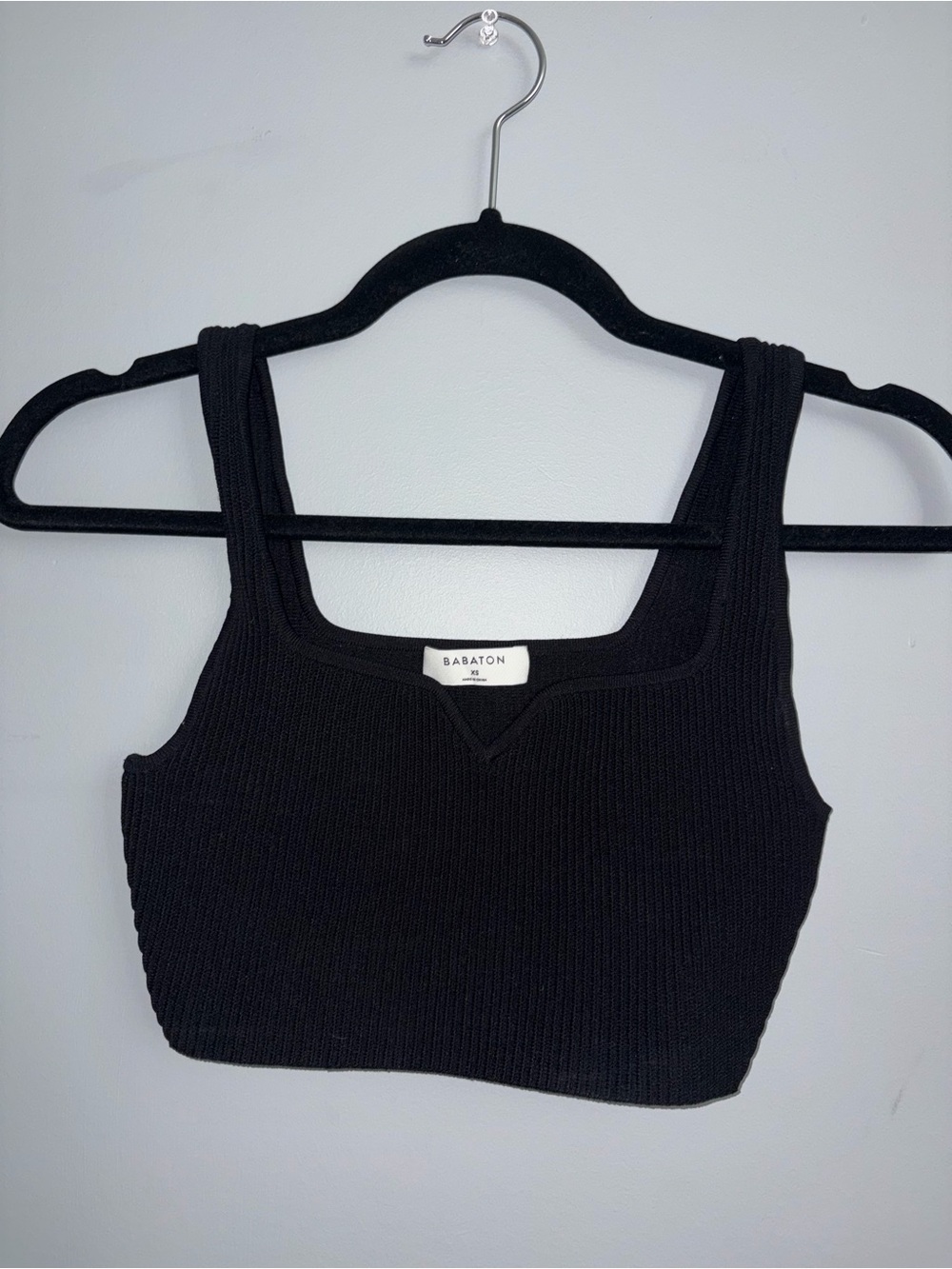 Babaton Black Ribbed Square-Neck Crop Tank